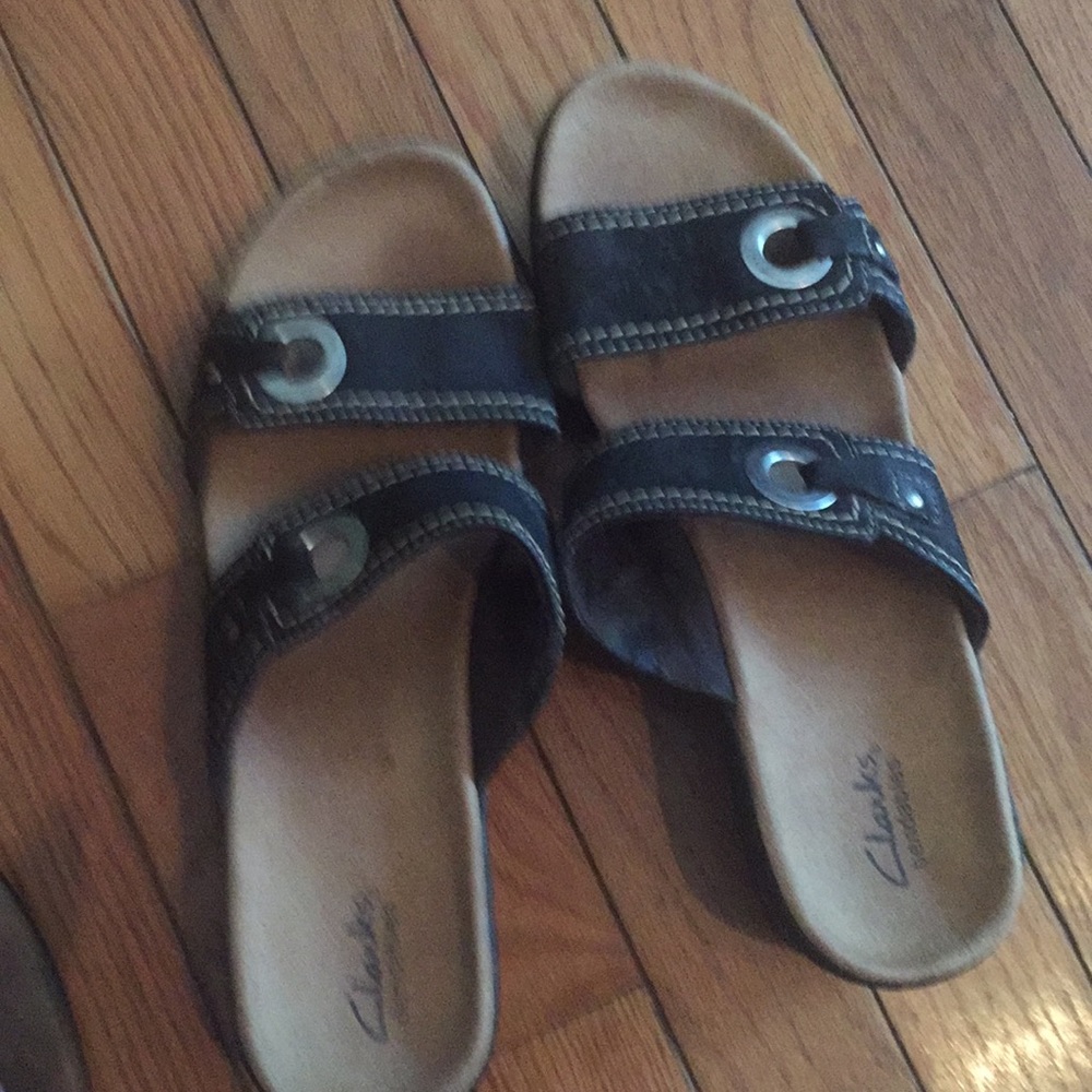 Slides size 9 leather brown w/ silver studs